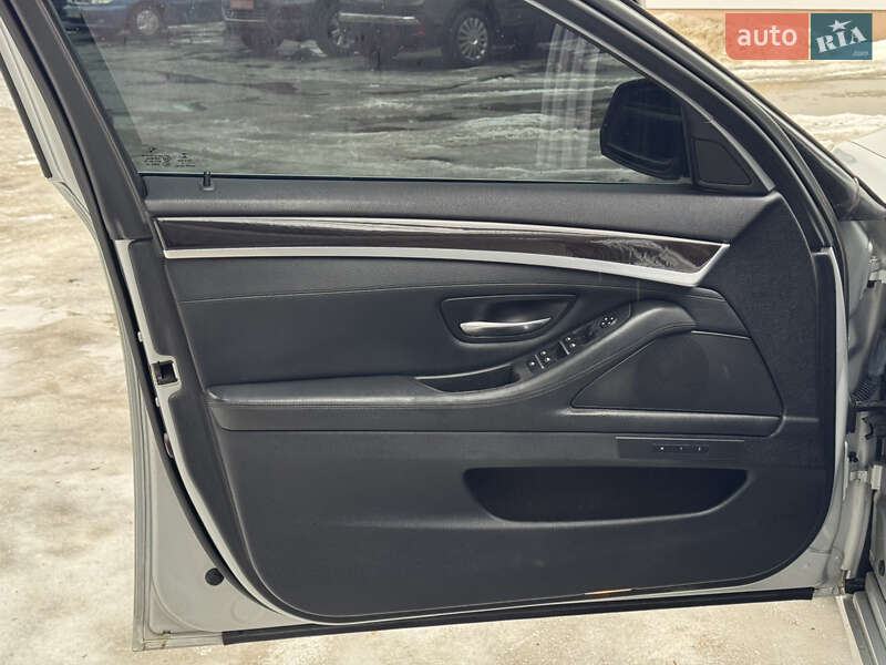 Седан BMW 5 Series 2014 в Ивано-Франковске