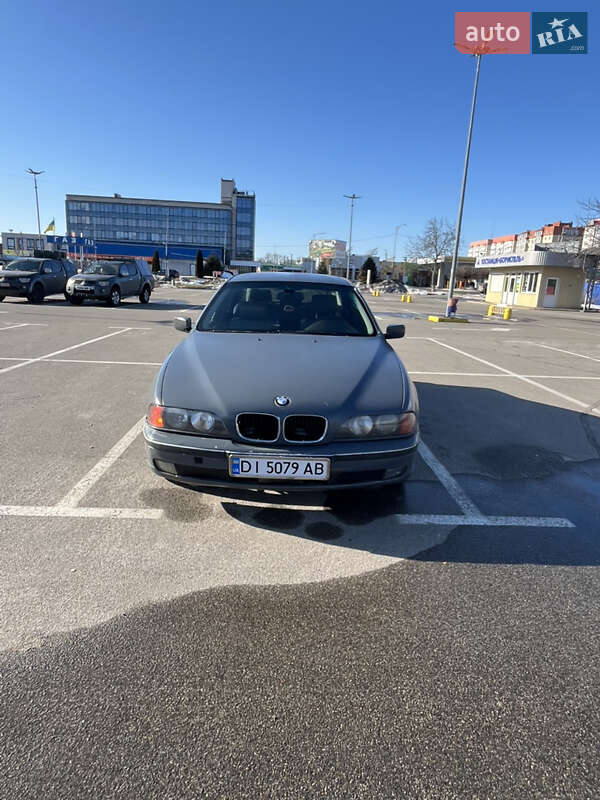 Седан BMW 5 Series 1996 в Киеве