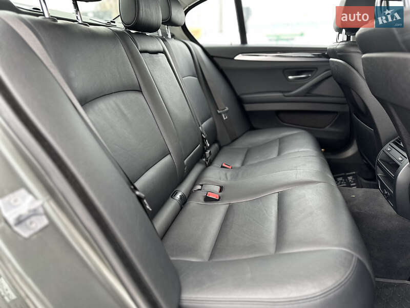 Седан BMW 5 Series 2014 в Луцке