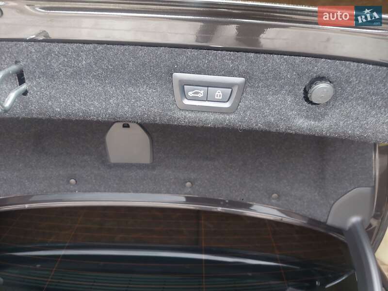 Седан BMW 5 Series 2018 в Голованевске