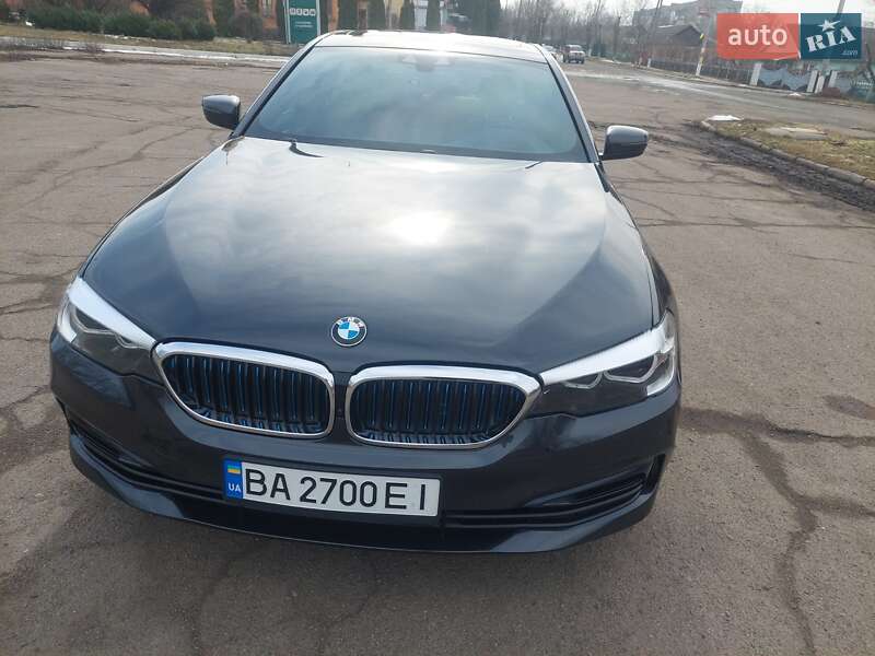 Седан BMW 5 Series 2018 в Голованевске