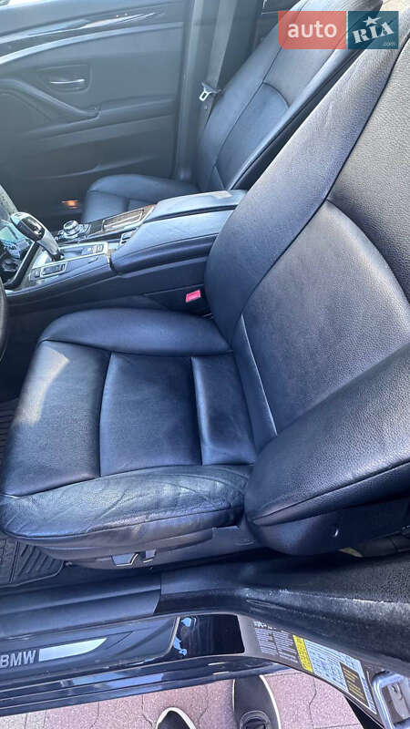 Седан BMW 5 Series 2012 в Львове