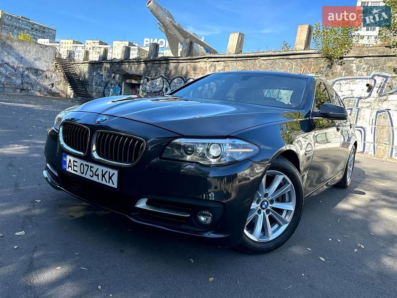 Седан BMW 5 Series 2015 в Львове фото 5 Седан BMW 5 Series 2015 в Львове