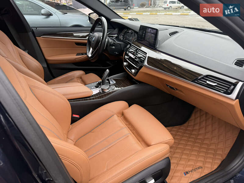 Седан BMW 5 Series 2018 в Киеве