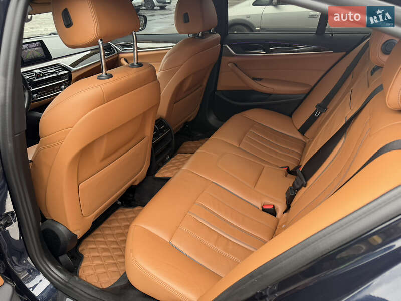 Седан BMW 5 Series 2018 в Киеве