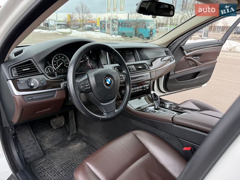 Седан BMW 5 Series 2015 в Киеве