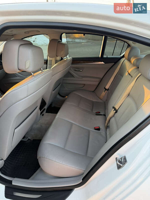 Седан BMW 5 Series 2011 в Львове фото 18 Седан BMW 5 Series 2011 в Львове