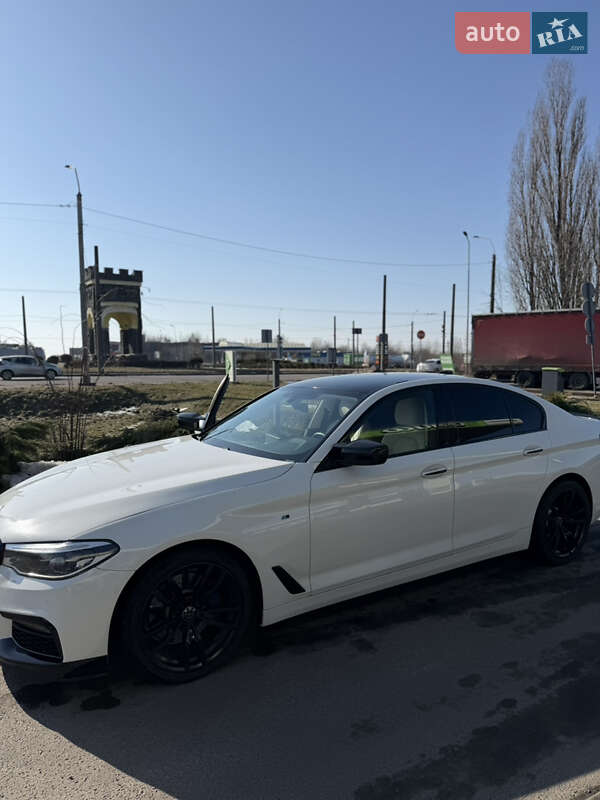 Седан BMW 5 Series 2017 в Ровно фото 9 Седан BMW 5 Series 2017 в Ровно