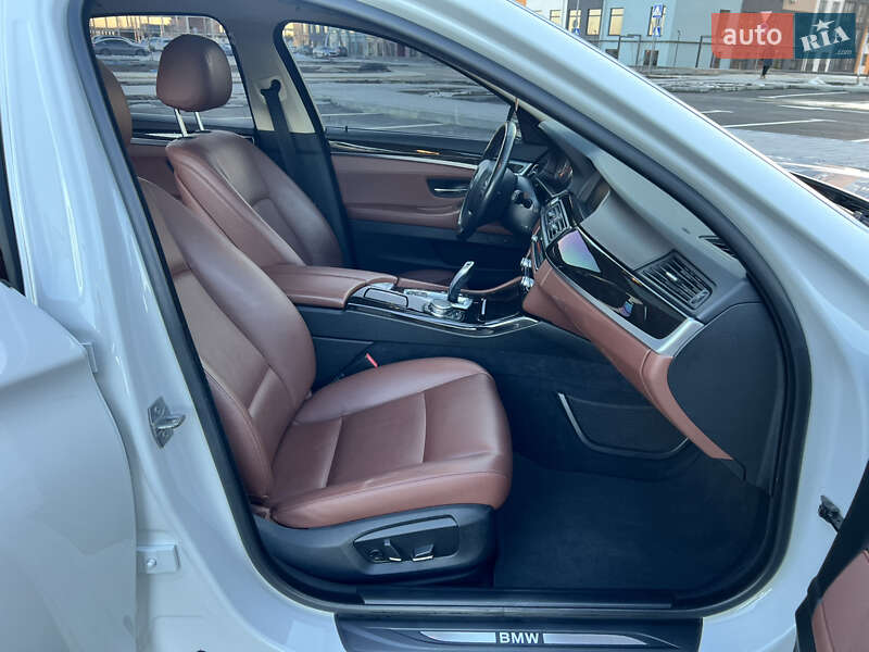 Седан BMW 5 Series 2015 в Ровно фото 46 Седан BMW 5 Series 2015 в Ровно
