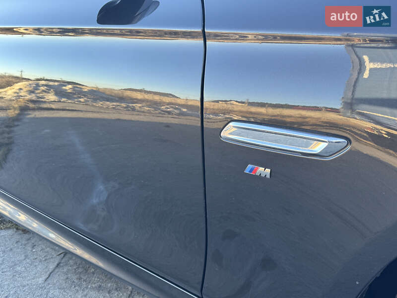 Седан BMW 5 Series 2013 в Остроге