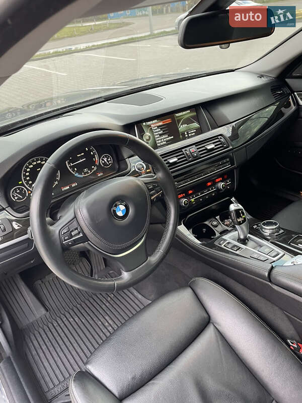 Седан BMW 5 Series 2014 в Черновцах