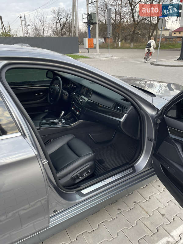 Седан BMW 5 Series 2014 в Черновцах