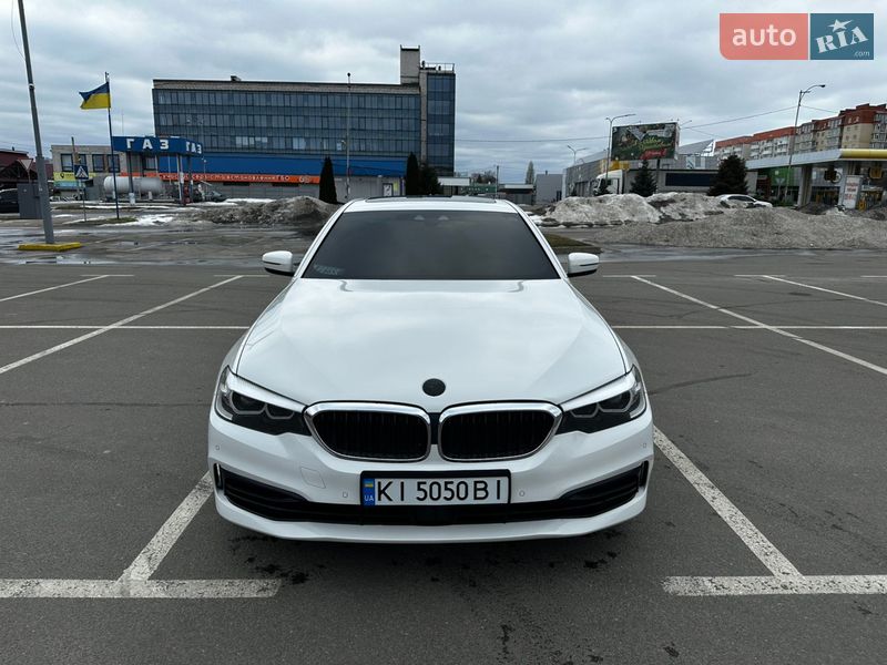Седан BMW 5 Series 2019 в Киеве
