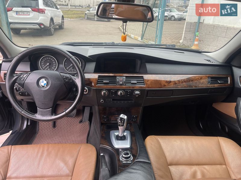 Седан BMW 5 Series 2009 в Николаеве