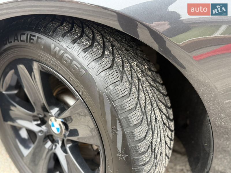 Седан BMW 5 Series 2012 в Днепре