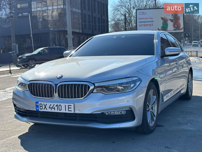 Седан BMW 5 Series 2017 в Хмельницком