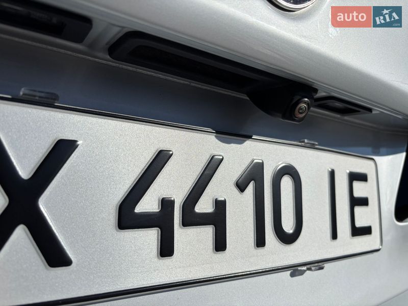 Седан BMW 5 Series 2017 в Хмельницком