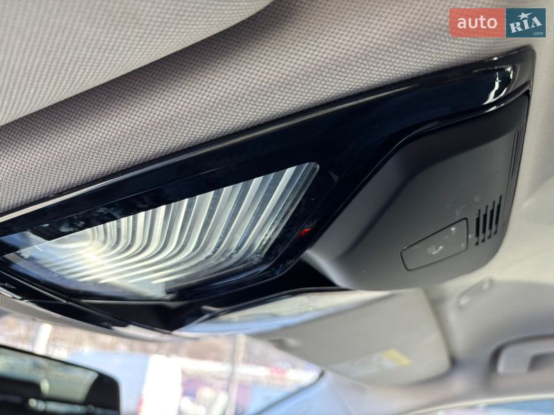 Седан BMW 5 Series 2017 в Хмельницком