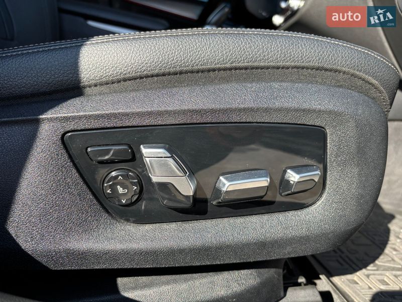 Седан BMW 5 Series 2017 в Хмельницком