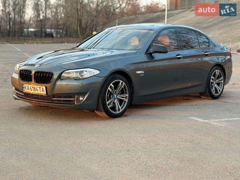 Седан BMW 5 Series 2011 в Киеве