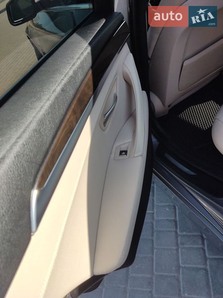 Седан BMW 5 Series 2012 в Одессе