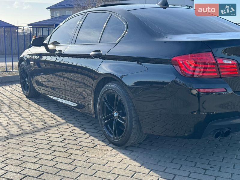 Седан BMW 5 Series 2015 в Ковеле