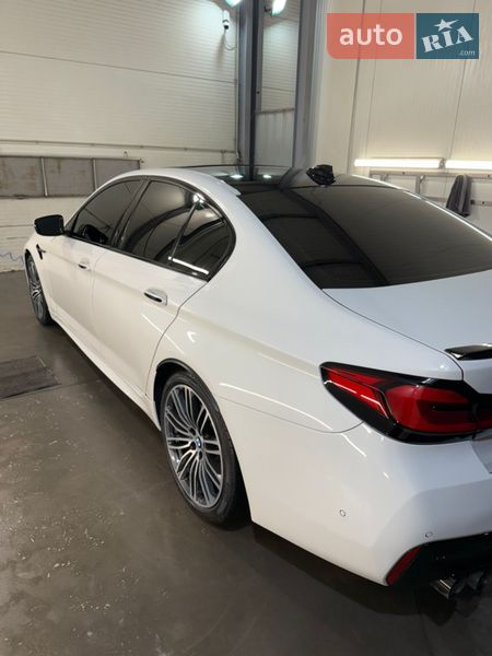 Седан BMW 5 Series 2018 в Черновцах