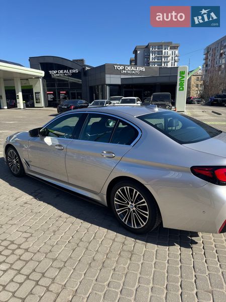 Седан BMW 5 Series 2018 в Львове