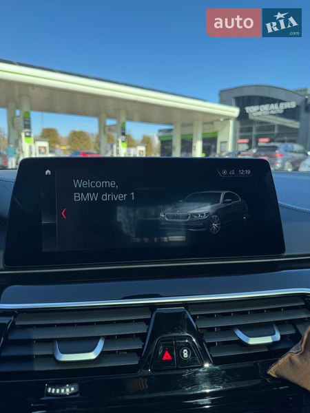 Седан BMW 5 Series 2018 в Львове