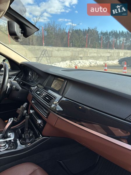 Седан BMW 5 Series 2016 в Ірпені