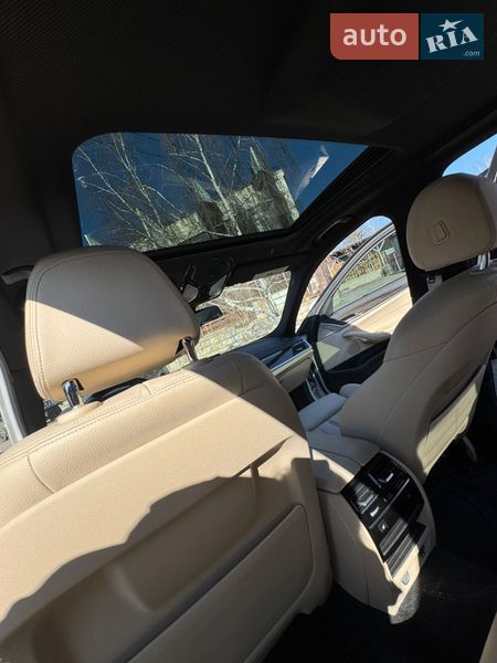 Седан BMW 5 Series 2018 в Черновцах