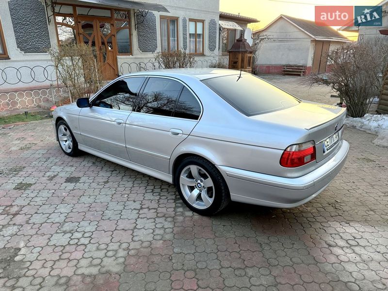 Седан BMW 5 Series 2002 в Черновцах