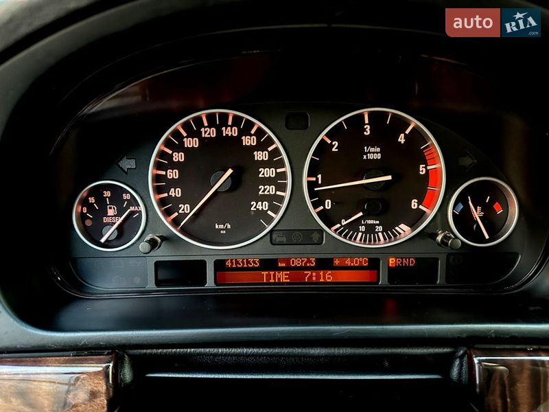 Седан BMW 5 Series 2002 в Черновцах