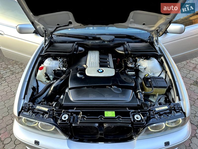 Седан BMW 5 Series 2002 в Черновцах