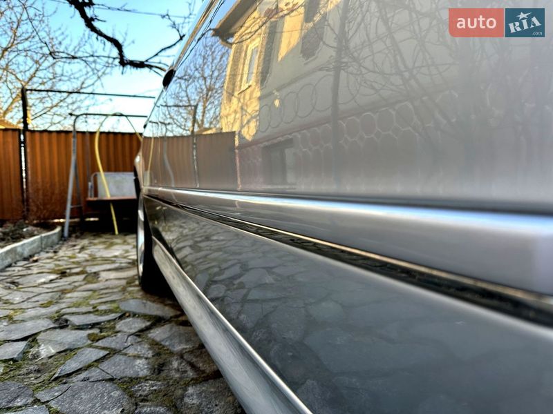 Седан BMW 5 Series 2002 в Черновцах