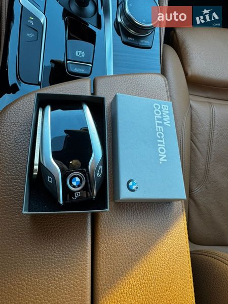 Седан BMW 5 Series 2019 в Черновцах