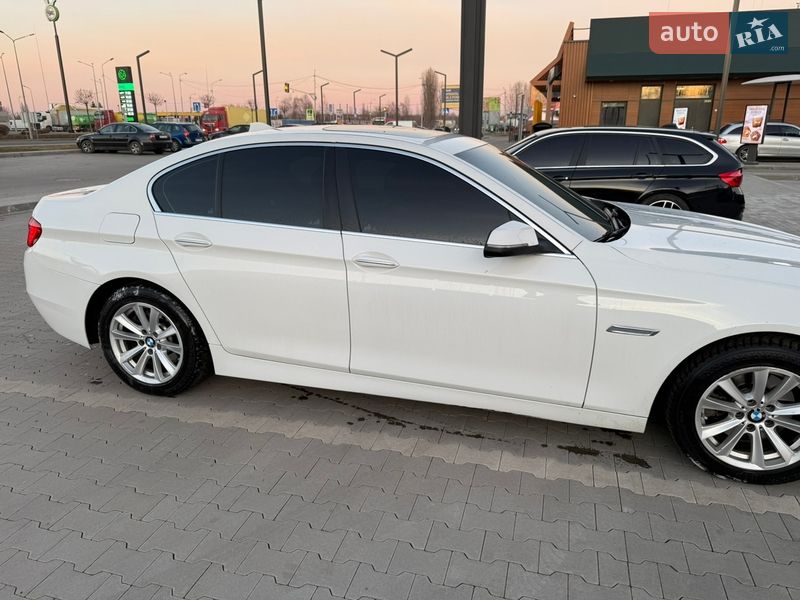 Седан BMW 5 Series 2015 в Ковеле