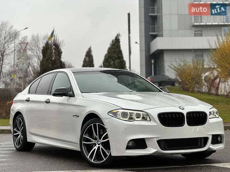 Седан BMW 5 Series 2016 в Киеве