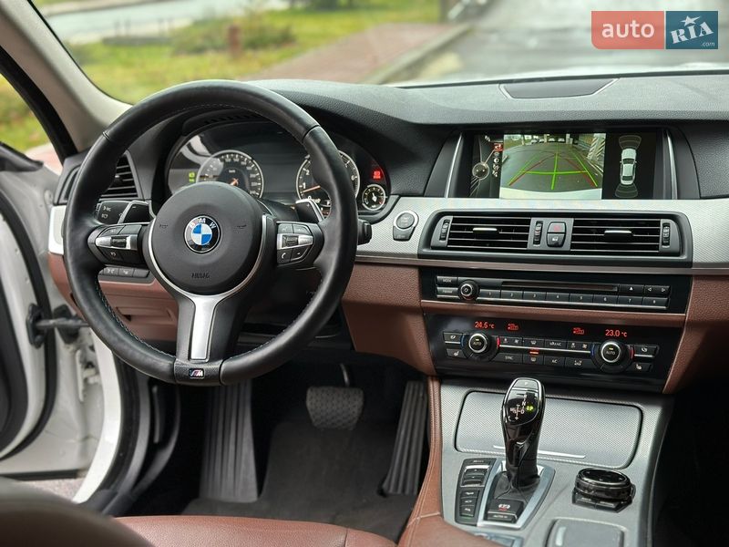 Седан BMW 5 Series 2016 в Киеве