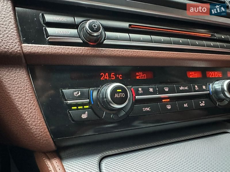 Седан BMW 5 Series 2016 в Киеве