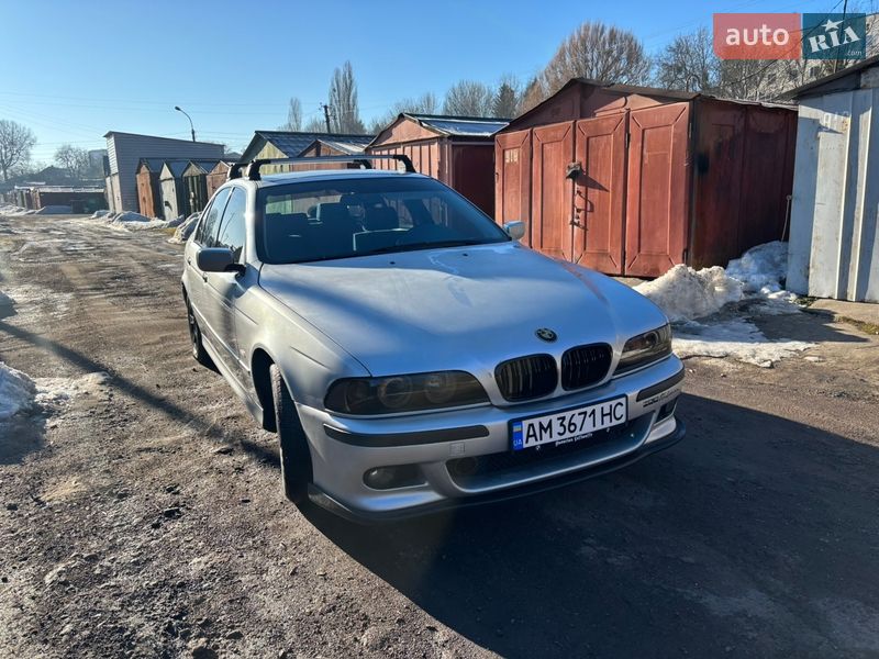 BMW 5 Series 2002 BMW 5 Series 2002