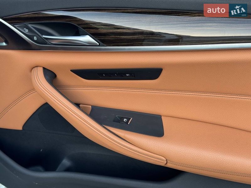 Седан BMW 5 Series 2018 в Киеве