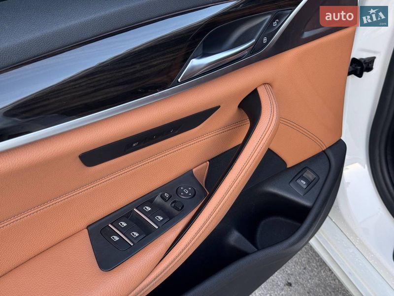 Седан BMW 5 Series 2018 в Киеве