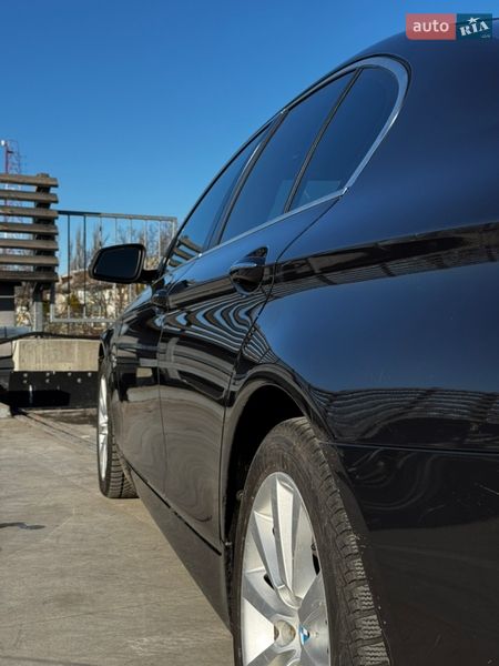 Седан BMW 5 Series 2015 в Киеве