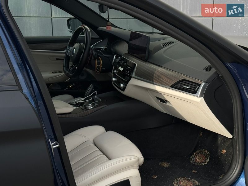 Седан BMW 5 Series 2020 в Одессе