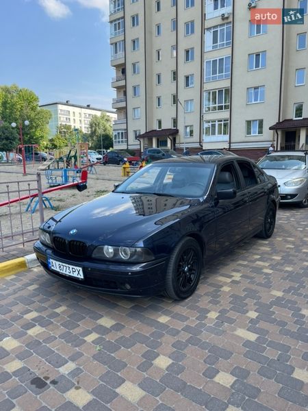 Седан BMW 5 Series 2001 в Буче