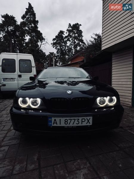 Седан BMW 5 Series 2001 в Буче