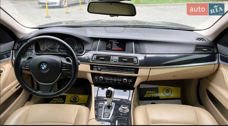 Седан BMW 5 Series 2015 в Львове