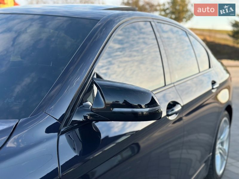 Седан BMW 5 Series 2013 в Львове