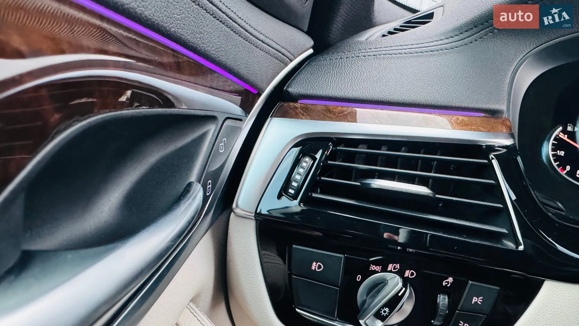 BMW 5 Series 2018 VIN WBAJA7C56JWC74853 фото оголошення 70 з 72